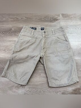 Kuhl Shorts Mens 34 Crag  100% Cotton Outdoor Cargo Utility Beige Vintage 11”